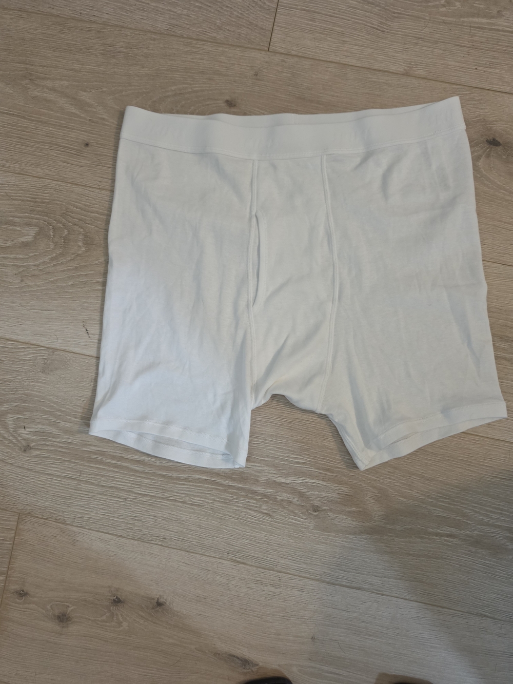 SKIMS White Men's Boxer Briefs - Soft Stretch Support